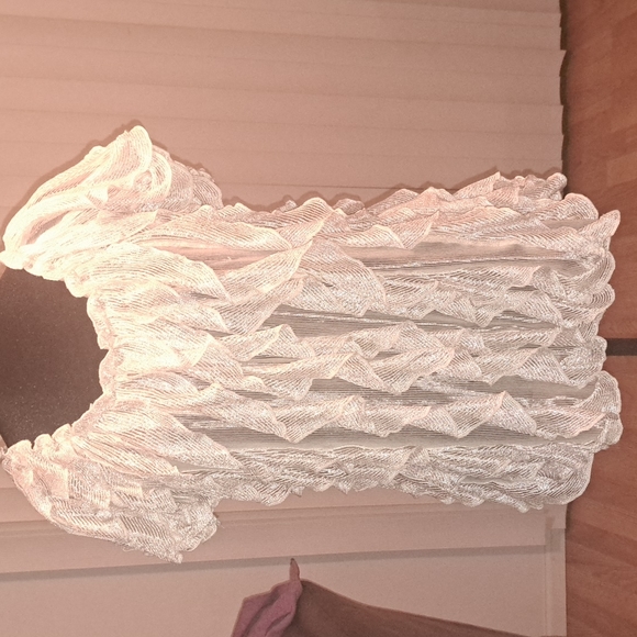 Gorgeous size L Lauren Michelle off white blouse w/ shimmer - Picture 6 of 6